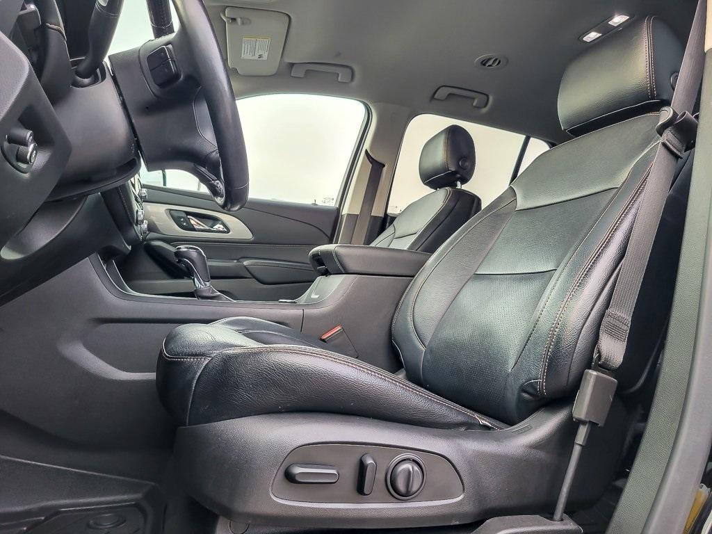 used 2020 Chevrolet Traverse car, priced at $21,850