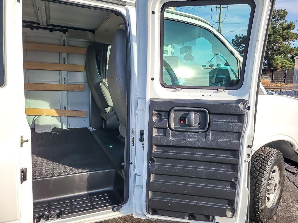 used 2022 GMC Savana 2500 car, priced at $26,995