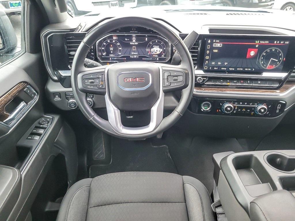 used 2024 GMC Sierra 1500 car, priced at $40,999