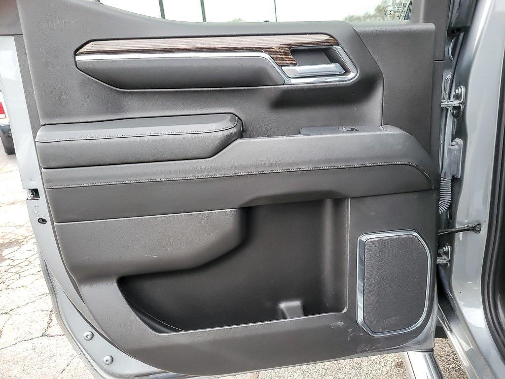 used 2024 GMC Sierra 1500 car, priced at $40,999