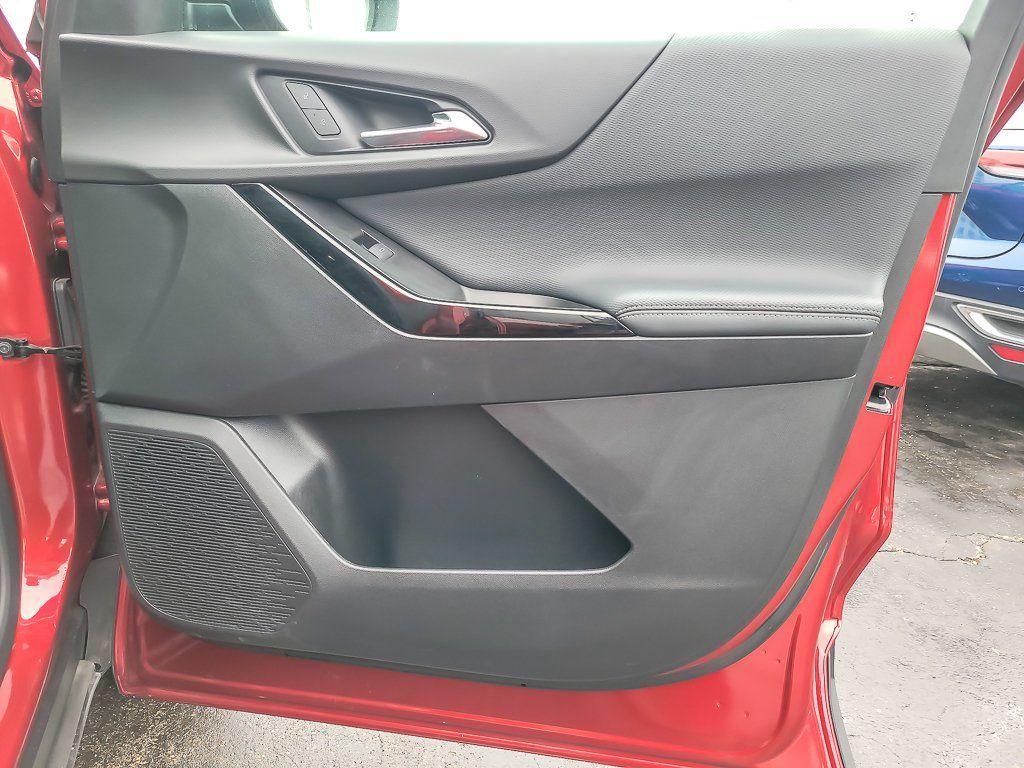 used 2025 Chevrolet Equinox car, priced at $26,390