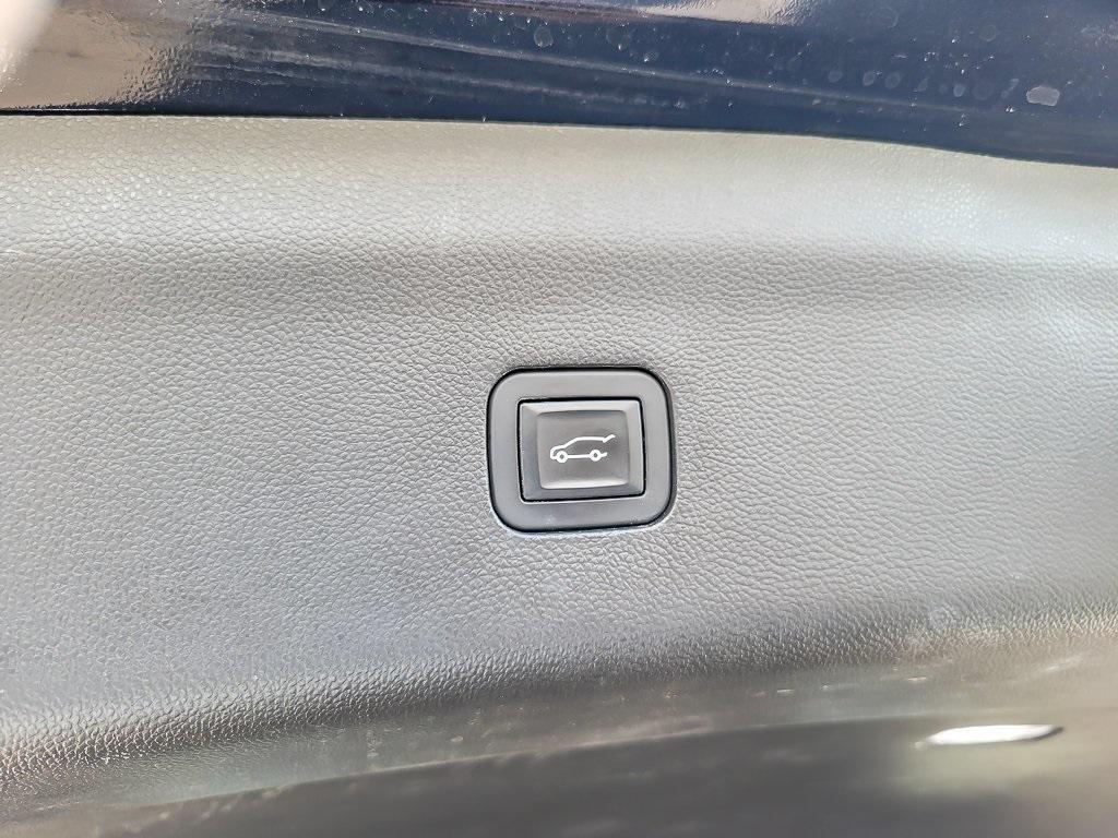 used 2018 Buick Enclave car, priced at $18,400