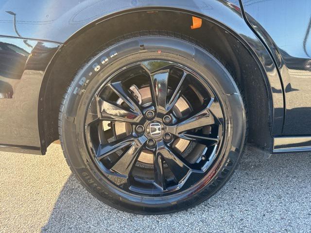 used 2023 Honda Odyssey car, priced at $29,280