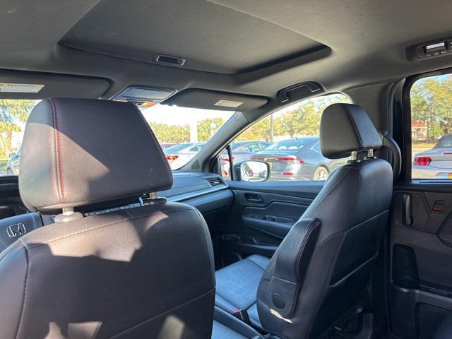 used 2023 Honda Odyssey car, priced at $29,280