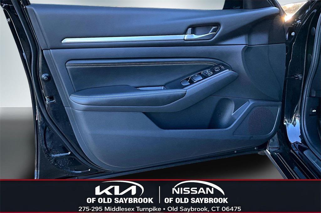 used 2023 Nissan Altima car, priced at $22,148