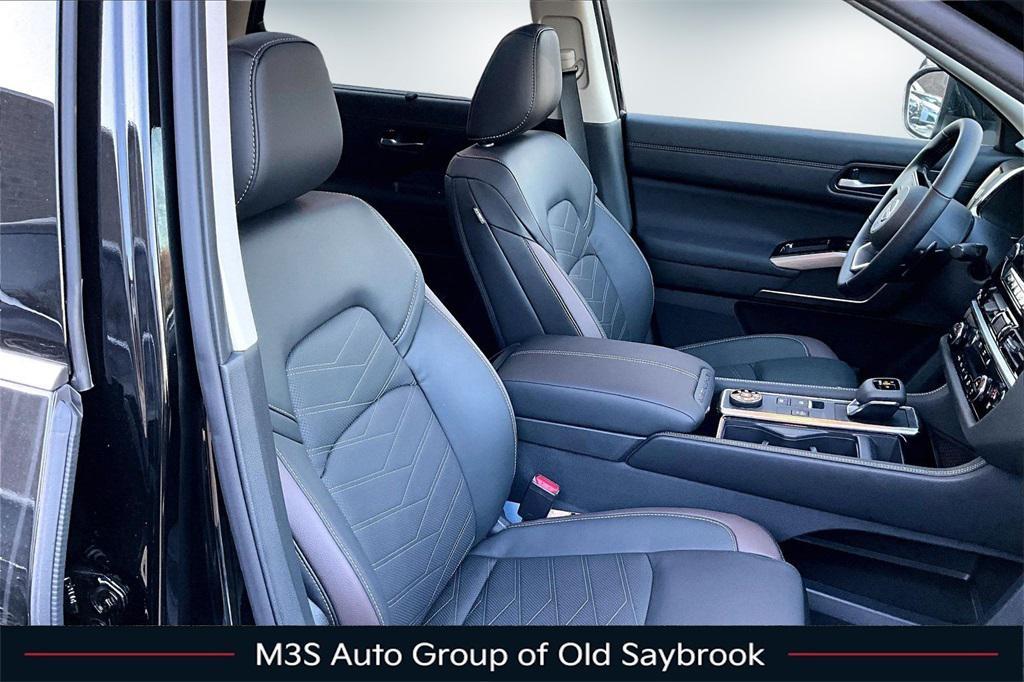 new 2025 Nissan Pathfinder car, priced at $53,500