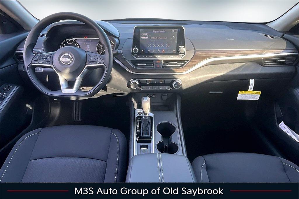 new 2025 Nissan Altima car, priced at $30,965