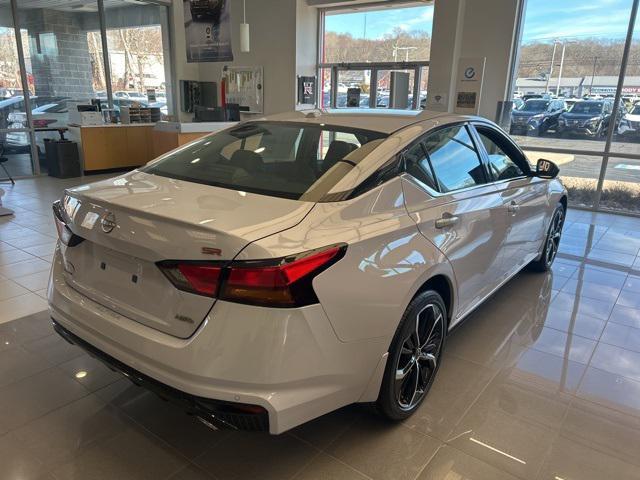 new 2025 Nissan Altima car, priced at $36,290