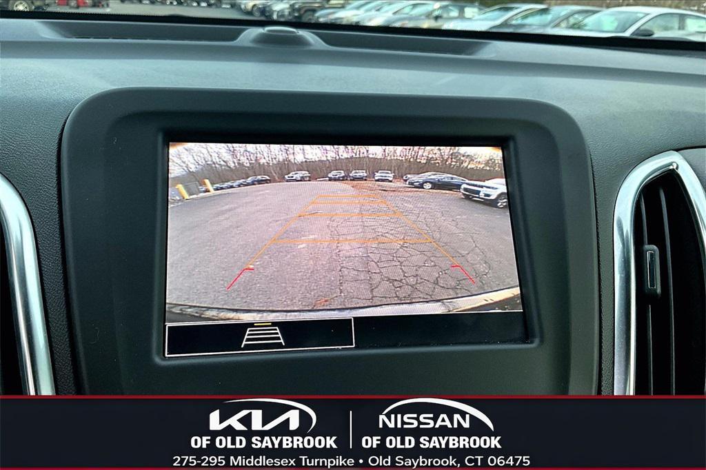 used 2024 Chevrolet Equinox car, priced at $22,988