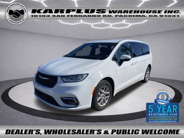 used 2023 Chrysler Pacifica car, priced at $19,997