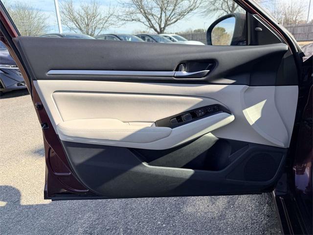 used 2023 Nissan Altima car, priced at $20,838