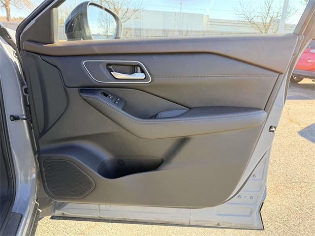 used 2022 Nissan Rogue car, priced at $22,513