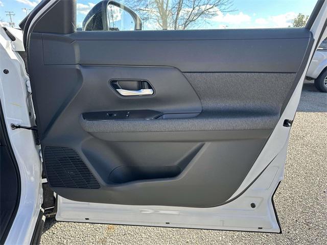 new 2026 Nissan Kicks car, priced at $24,519