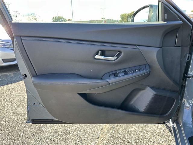 new 2025 Nissan Sentra car, priced at $22,318