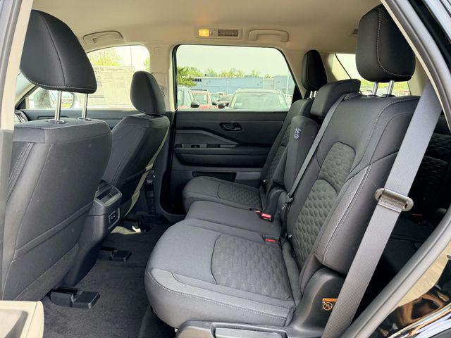 new 2026 Nissan Pathfinder car, priced at $37,815