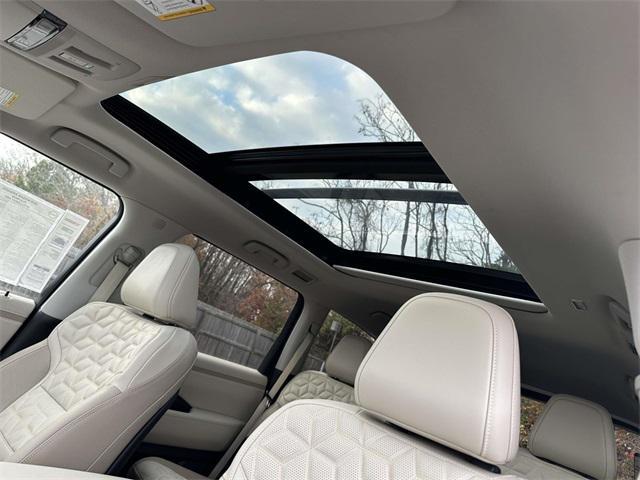 new 2025 Nissan Armada car, priced at $70,086