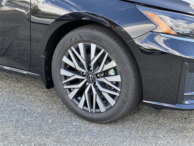 new 2025 Nissan Altima car, priced at $29,203