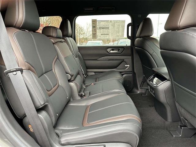 new 2025 Nissan Armada car, priced at $64,178