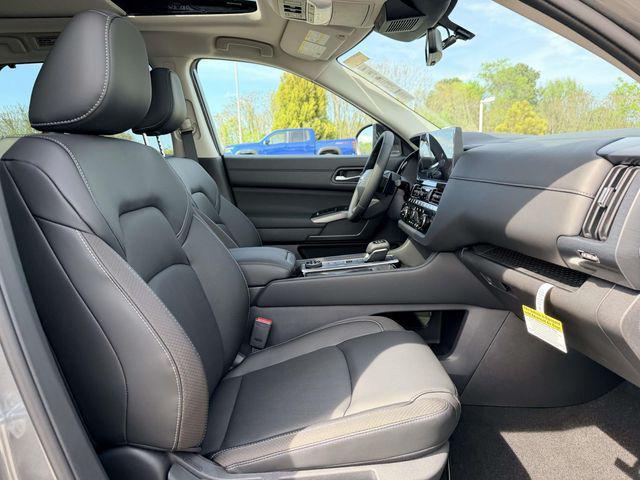 new 2026 Nissan Pathfinder car, priced at $43,036