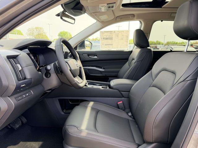 new 2026 Nissan Pathfinder car, priced at $43,036