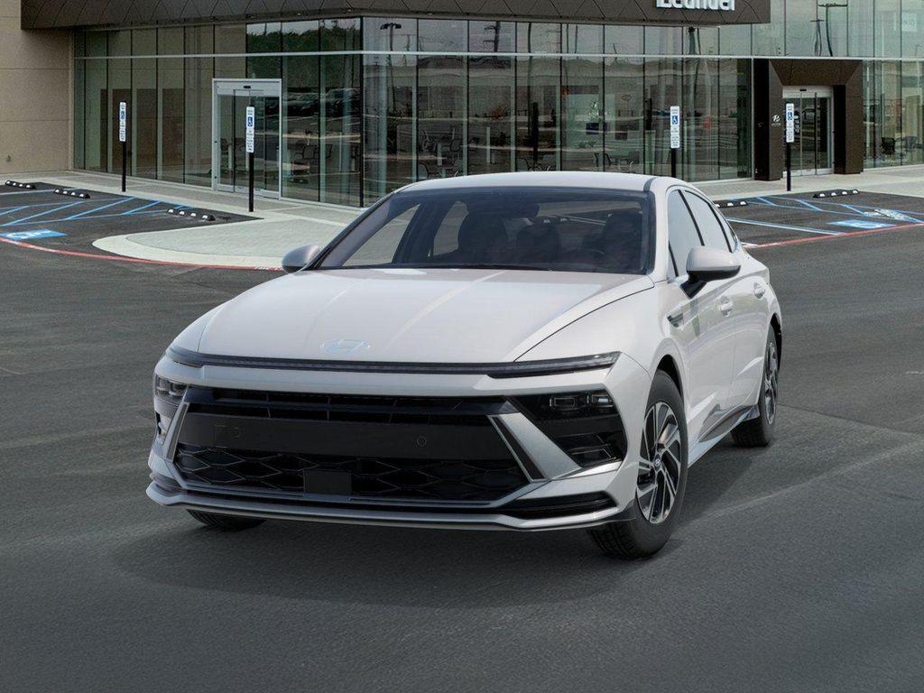 new 2026 Hyundai Sonata Hybrid car, priced at $31,270