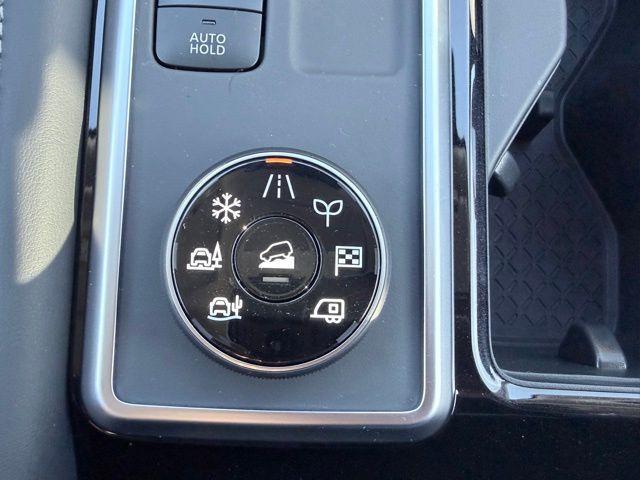 new 2026 Nissan Pathfinder car, priced at $38,905