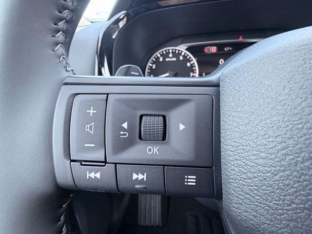 new 2026 Nissan Pathfinder car, priced at $40,405