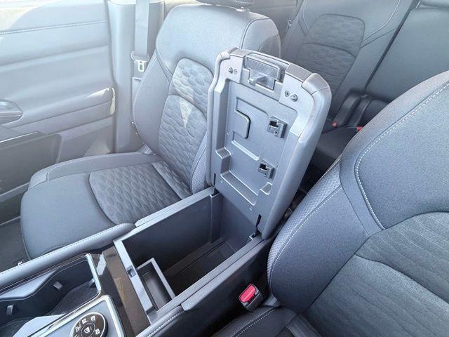 new 2026 Nissan Pathfinder car, priced at $38,905