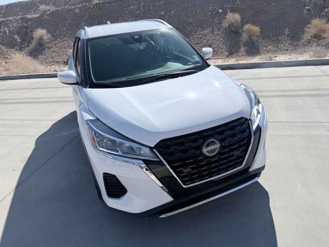 used 2024 Nissan Kicks car
