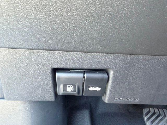 new 2025 Nissan Versa car, priced at $21,250