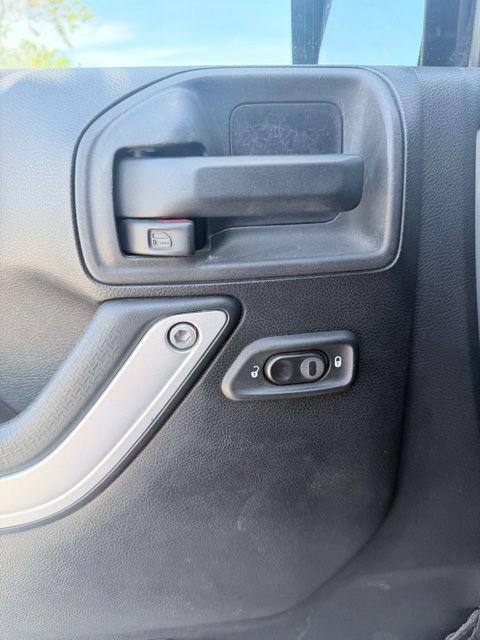 used 2014 Jeep Wrangler Unlimited car, priced at $18,044