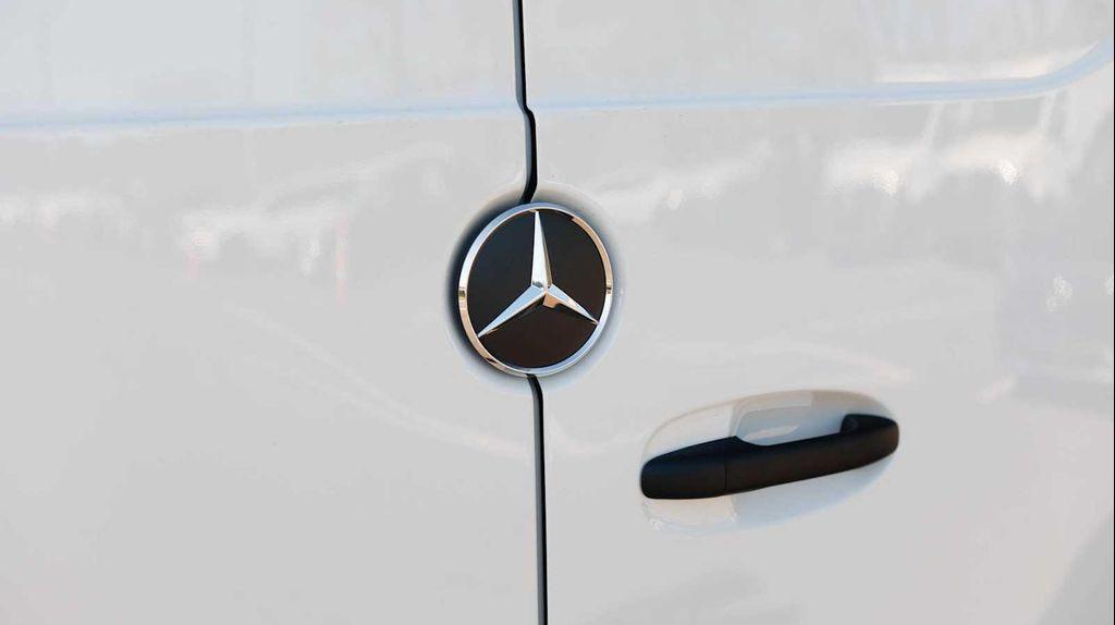 new 2025 Mercedes-Benz Sprinter 2500 car, priced at $66,853