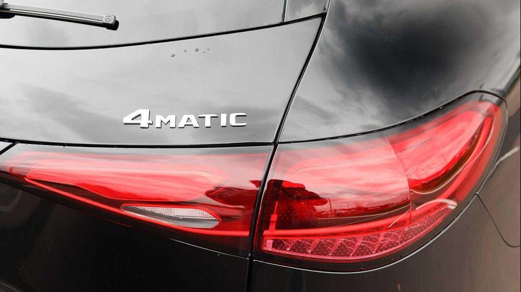 new 2026 Mercedes-Benz GLC 300 car, priced at $51,550