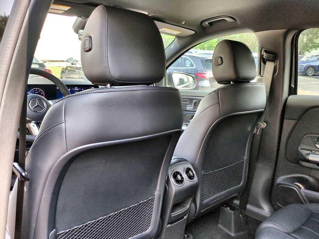 used 2025 Mercedes-Benz GLA 250 car, priced at $40,997