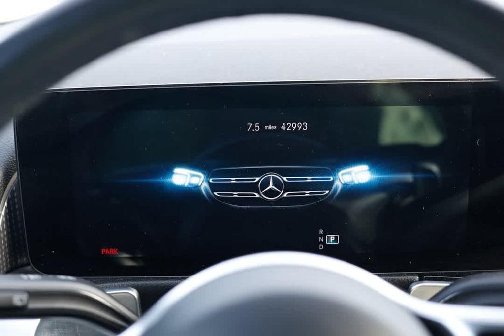 used 2022 Mercedes-Benz GLB 250 car, priced at $25,258