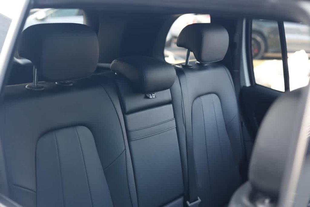 used 2022 Mercedes-Benz GLB 250 car, priced at $25,258