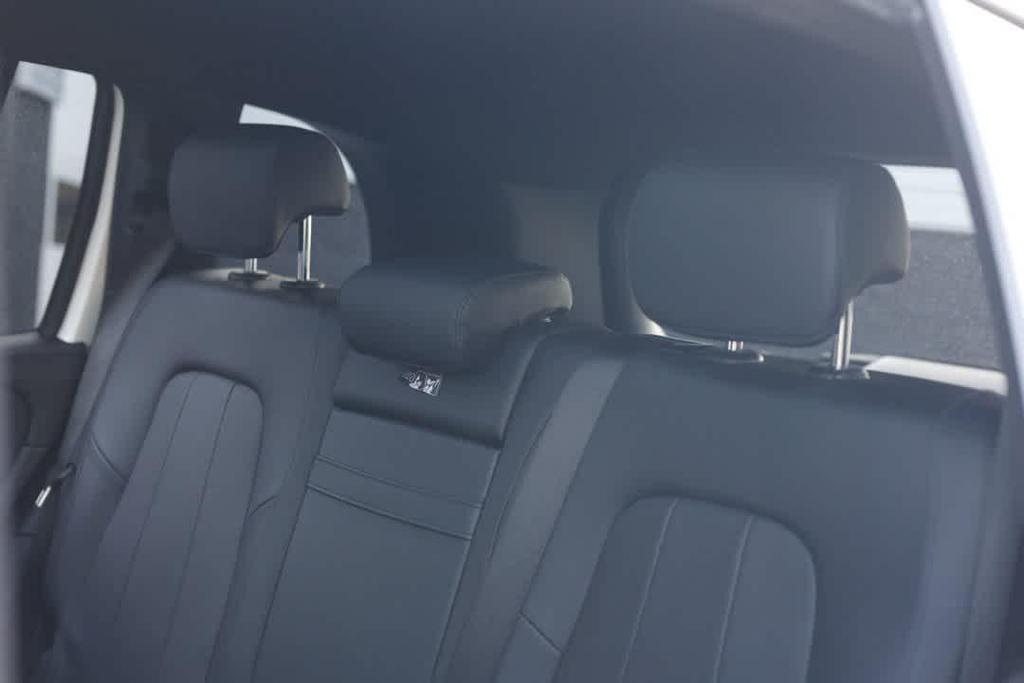 used 2022 Mercedes-Benz GLB 250 car, priced at $25,258