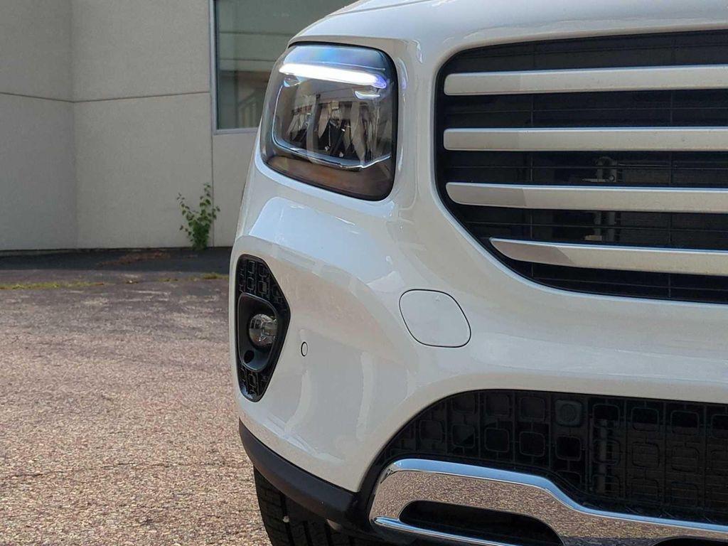 used 2025 Mercedes-Benz GLB 250 car, priced at $38,596