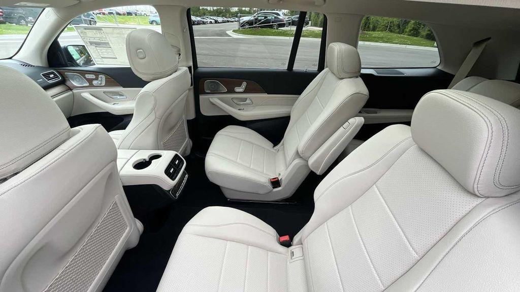 new 2026 Mercedes-Benz GLS 450 car, priced at $96,715