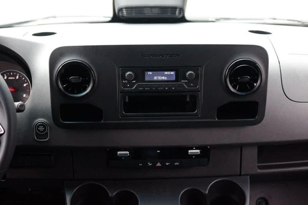 new 2025 Mercedes-Benz Sprinter 2500 car, priced at $61,662