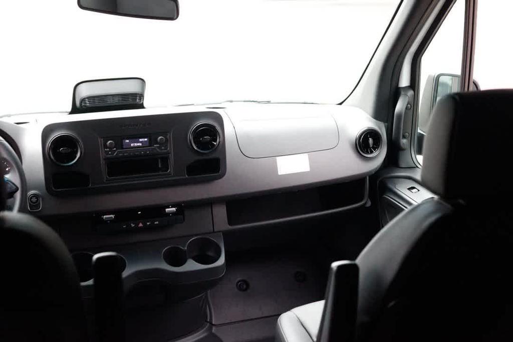 new 2025 Mercedes-Benz Sprinter 2500 car, priced at $61,662