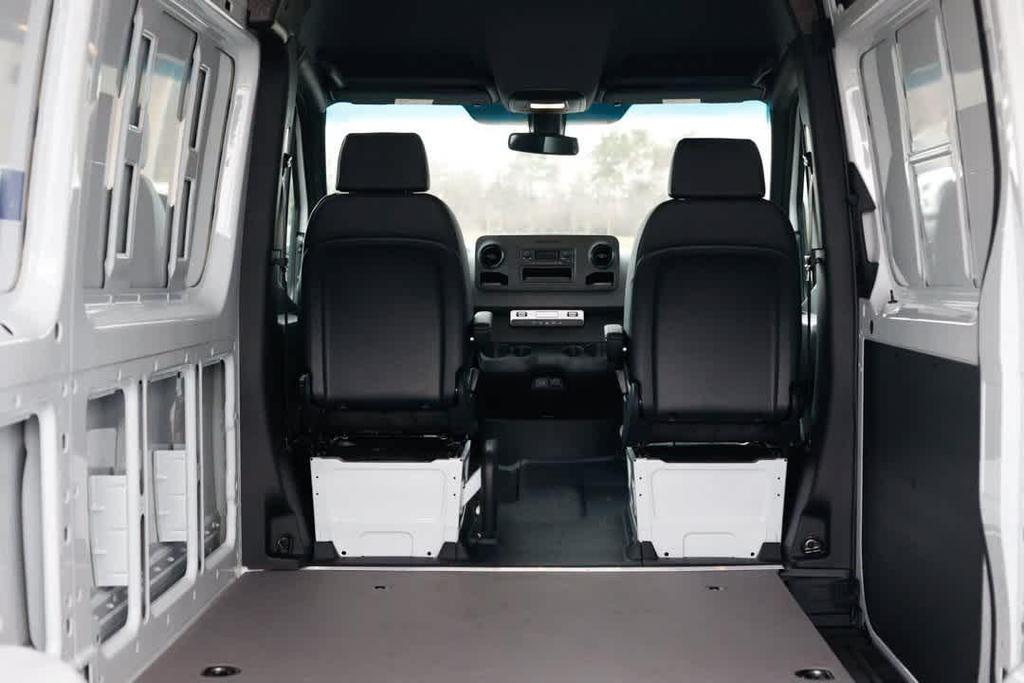 new 2025 Mercedes-Benz Sprinter 2500 car, priced at $61,662