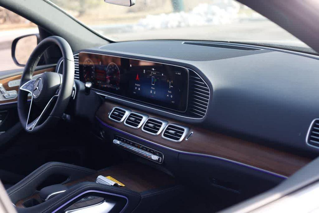 used 2026 Mercedes-Benz GLE 350 car, priced at $69,997