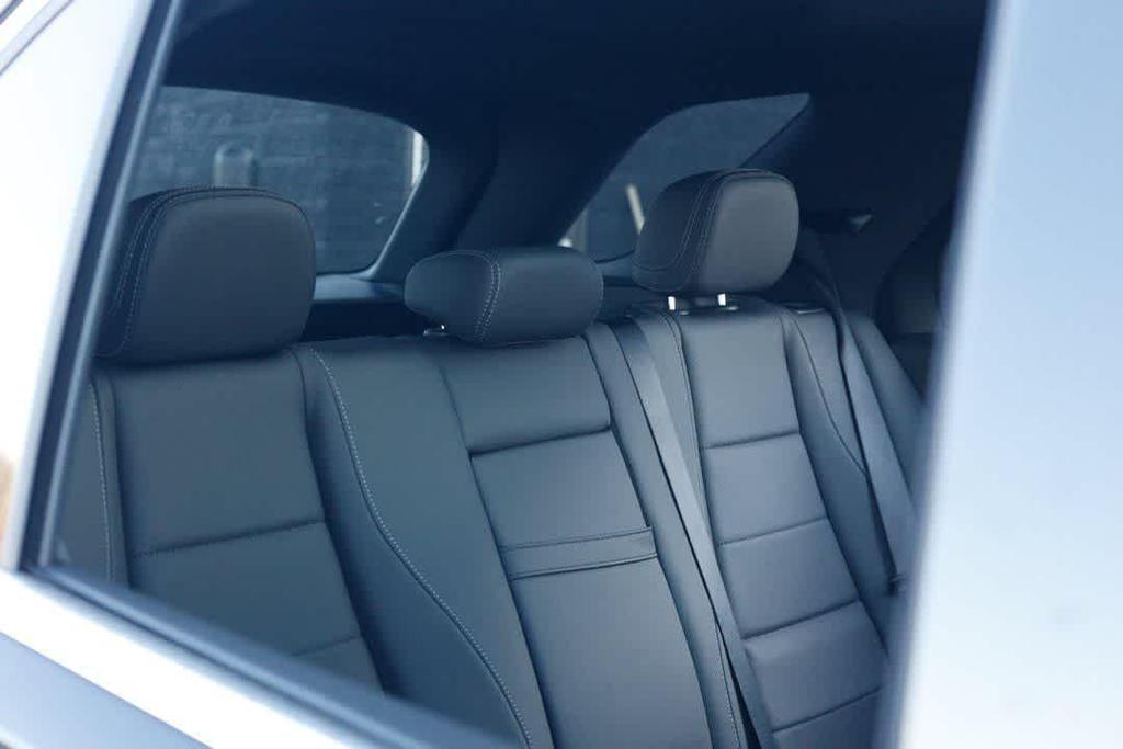 used 2026 Mercedes-Benz GLE 350 car, priced at $70,449