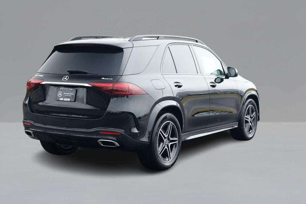 new 2026 Mercedes-Benz GLE 450 car, priced at $77,280