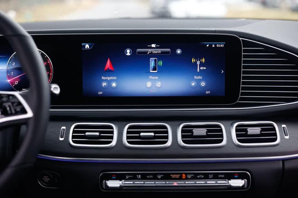 new 2026 Mercedes-Benz GLE 450 car, priced at $77,280