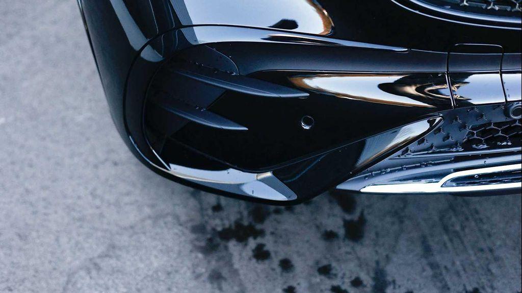 new 2026 Mercedes-Benz GLC 300 car, priced at $58,035