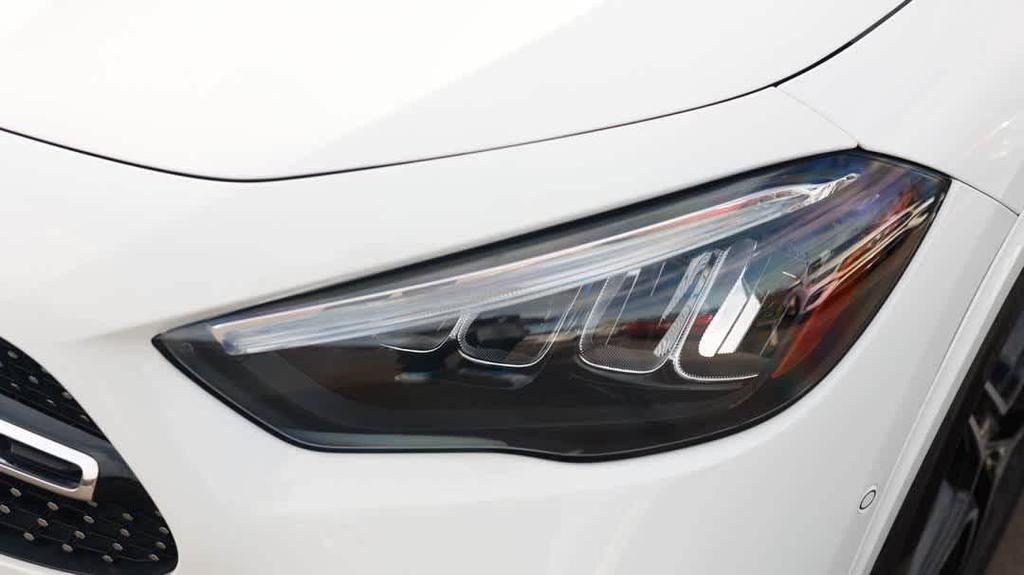 used 2025 Mercedes-Benz GLA 250 car, priced at $32,999