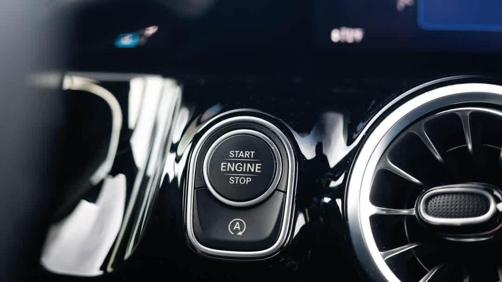 used 2025 Mercedes-Benz GLA 250 car, priced at $32,999