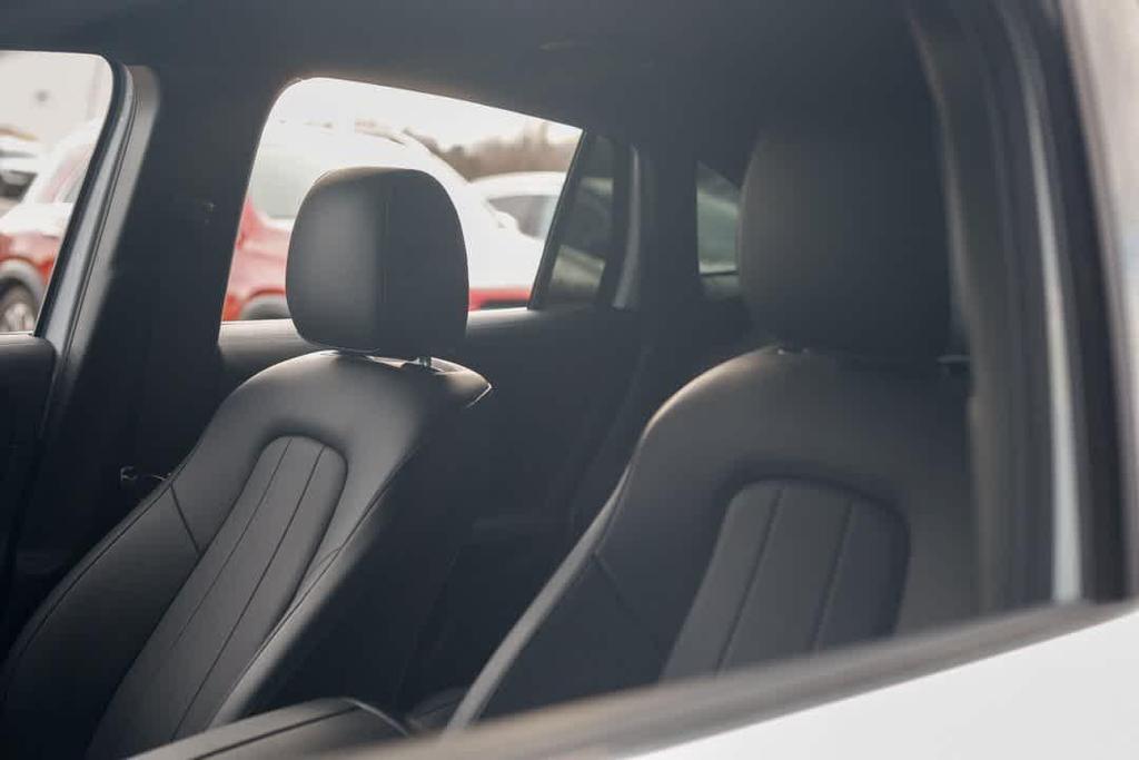 used 2023 Mercedes-Benz GLA 250 car, priced at $24,497